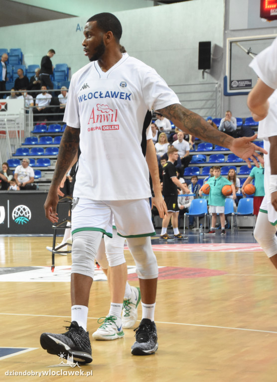 Anwil W-ek - Telenet Giants Antwerpia