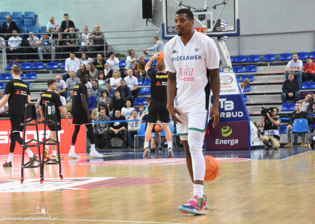 Anwil W-ek - Telenet Giants Antwerpia