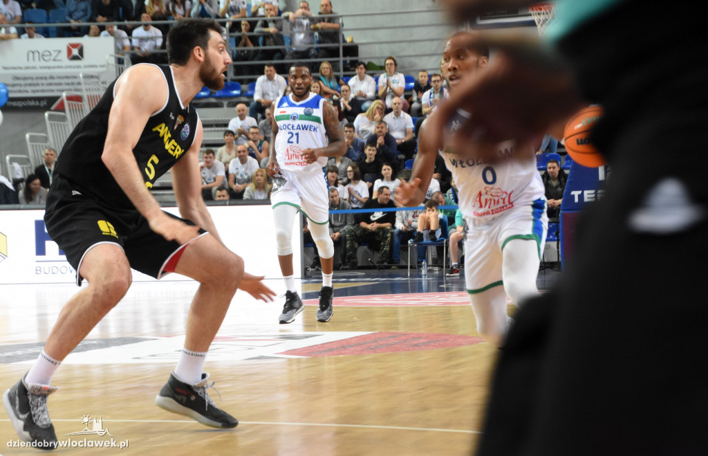 Anwil W-ek - Telenet Giants Antwerpia