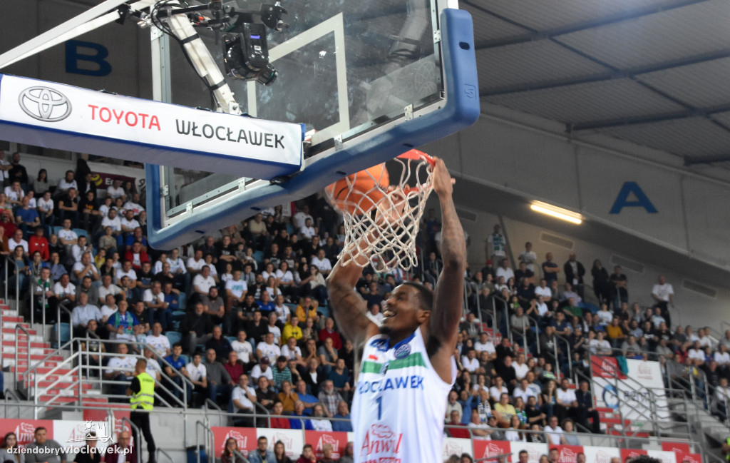 Anwil W-ek - Telenet Giants Antwerpia
