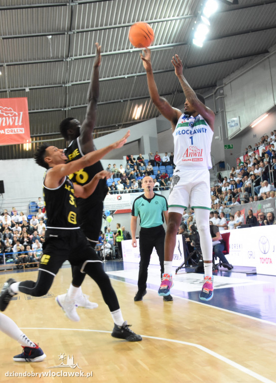 Anwil W-ek - Telenet Giants Antwerpia