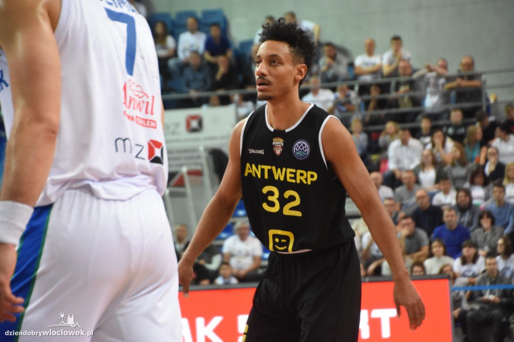 Anwil W-ek - Telenet Giants Antwerpia
