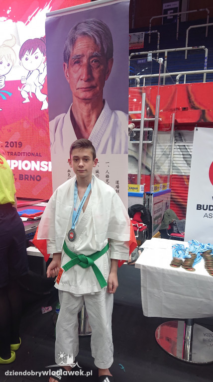 Karatecy z kolejnymi medalami