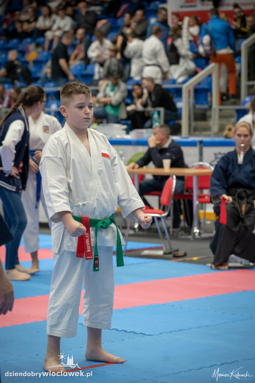 Karatecy z kolejnymi medalami