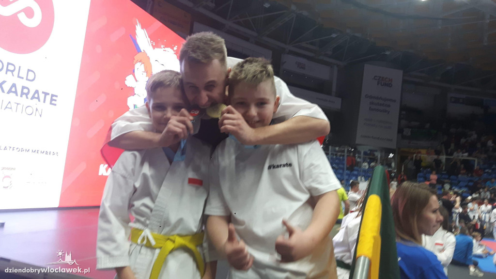 Karatecy z kolejnymi medalami