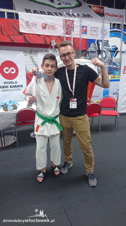 Karatecy z kolejnymi medalami