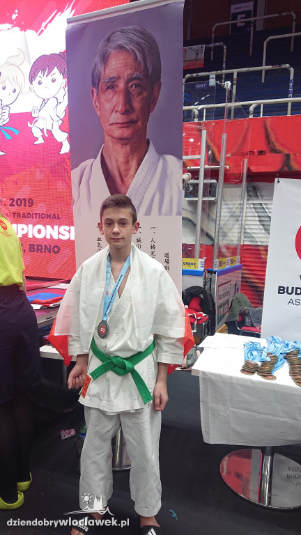 Karatecy z kolejnymi medalami