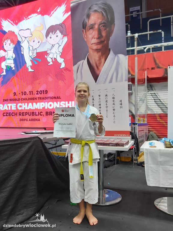 Karatecy z kolejnymi medalami