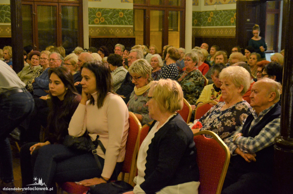 Deser z kulturą wietnamską w Starej Remizie