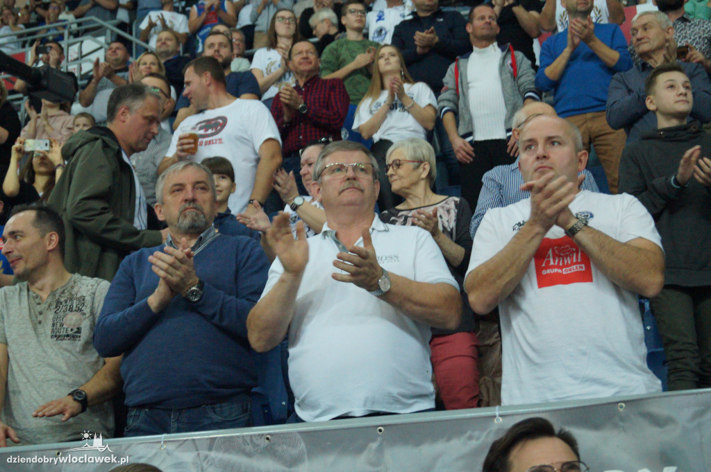 Kibice na meczu Anwil vs HydroTruck
