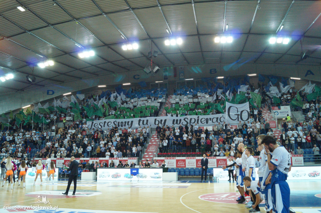 Kibice na meczu Anwil vs HydroTruck