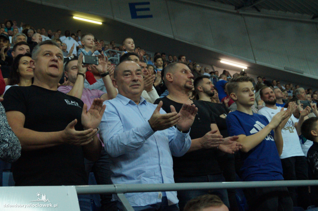 Kibice na meczu Anwil vs HydroTruck