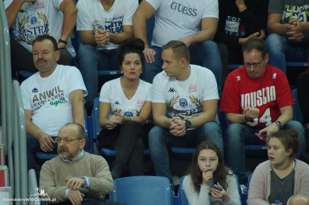 Kibice na meczu Anwil vs HydroTruck