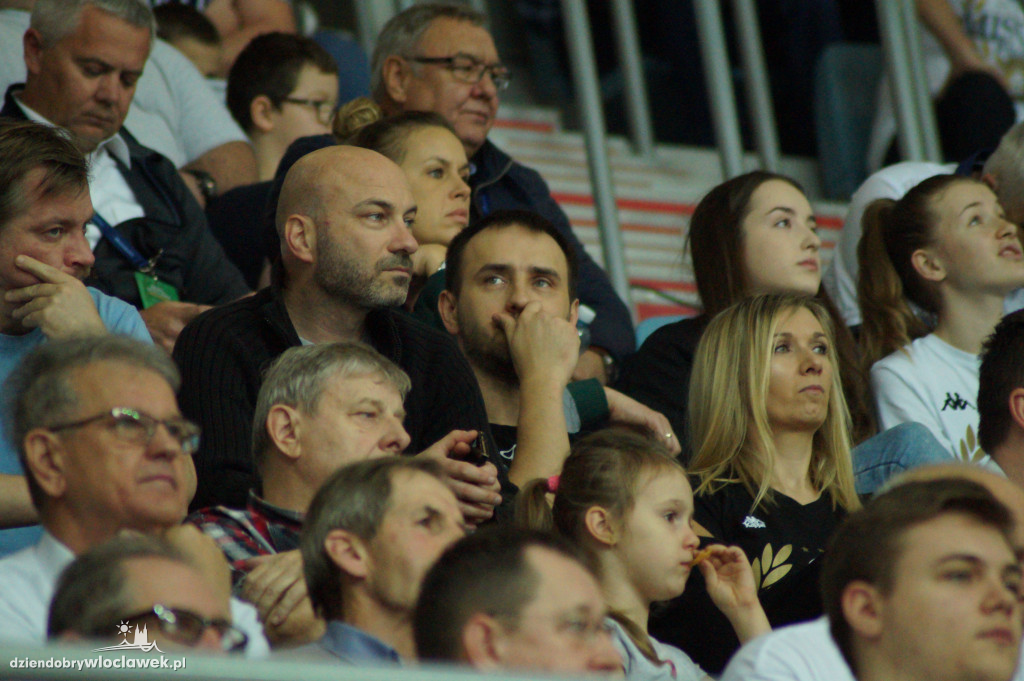 Kibice na meczu Anwil vs HydroTruck