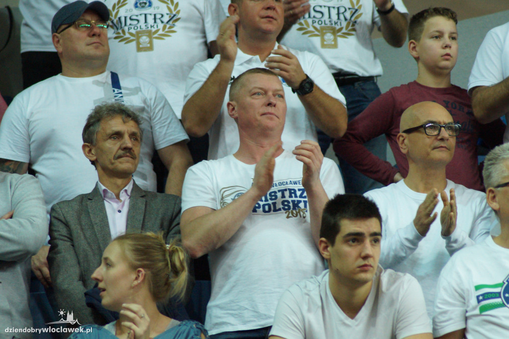 Kibice na meczu Anwil vs HydroTruck
