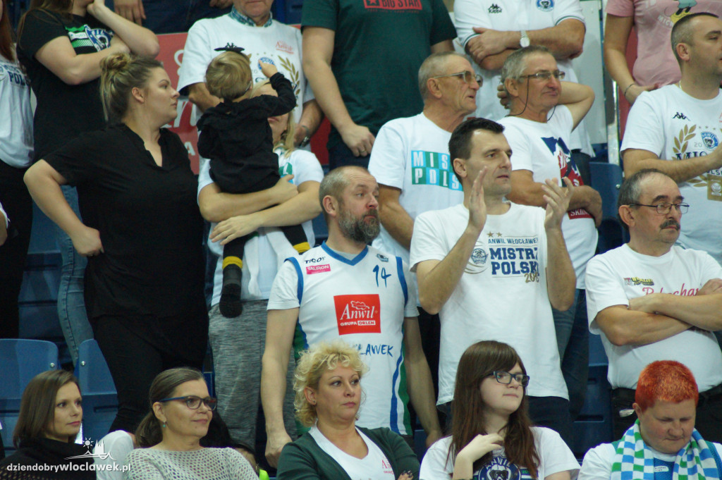 Kibice na meczu Anwil vs HydroTruck