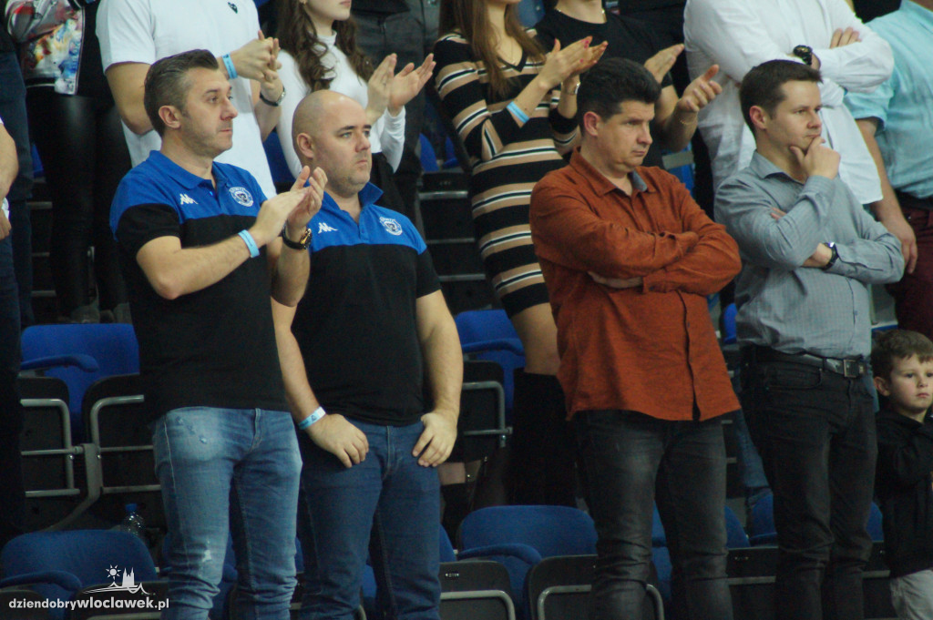 Kibice na meczu Anwil vs HydroTruck