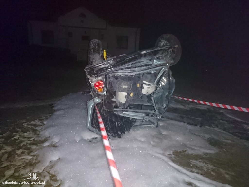 20-latek dachował osobowym bmw