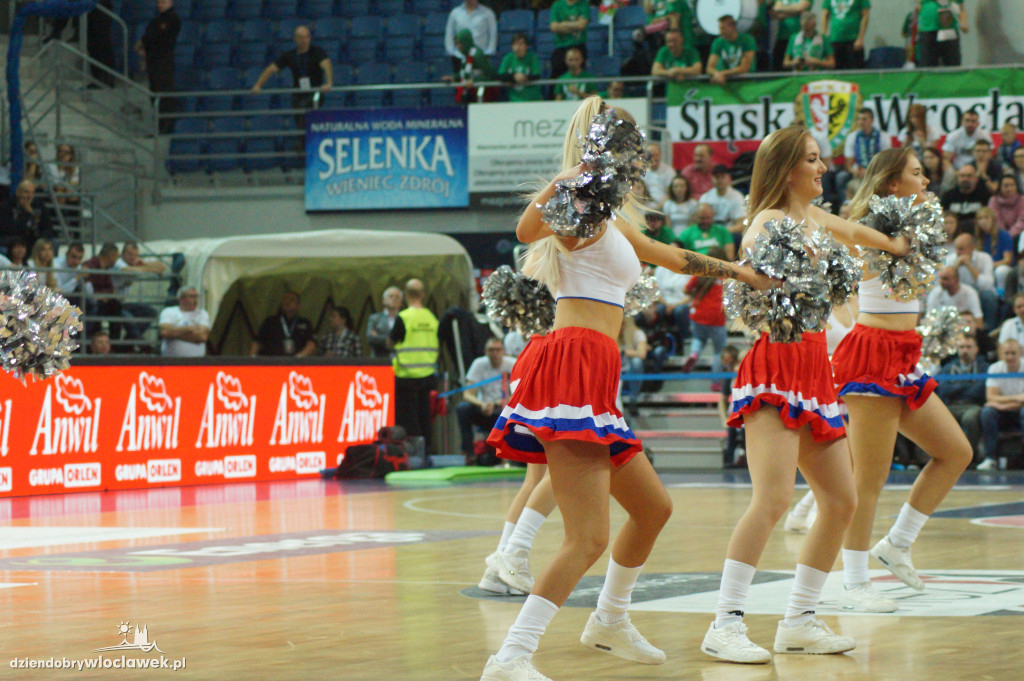 Cheerleaderki na neczu Anwil vs Śląsk