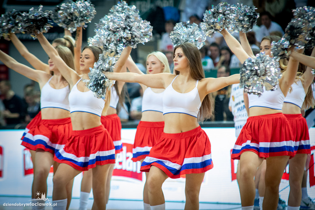 Cheerleaderki na neczu Anwil vs Śląsk