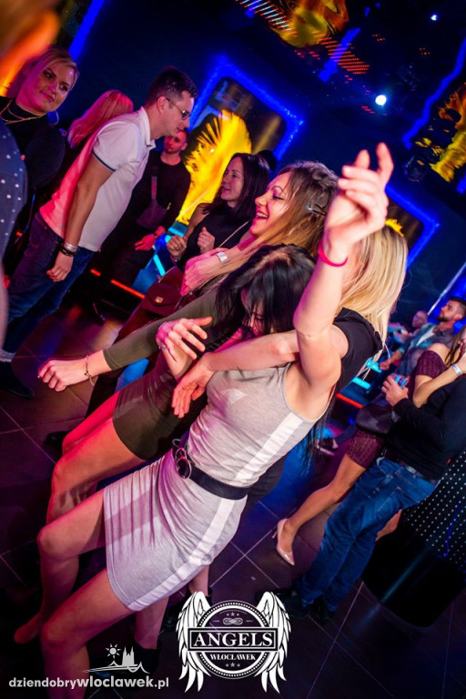 Piękni i Młodzi w Angels Club