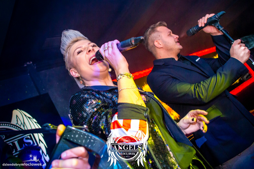 Piękni i Młodzi w Angels Club
