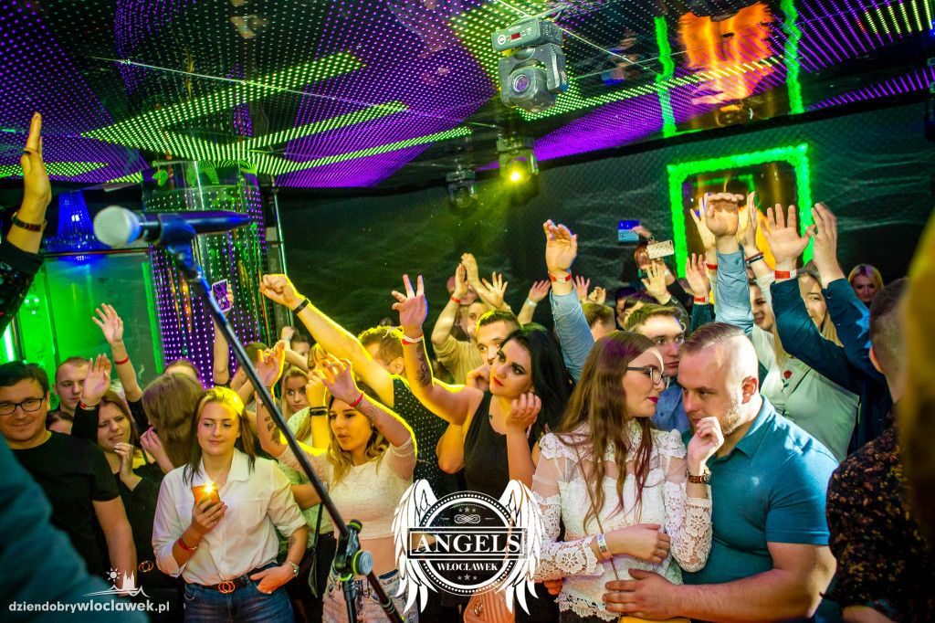 Piękni i Młodzi w Angels Club