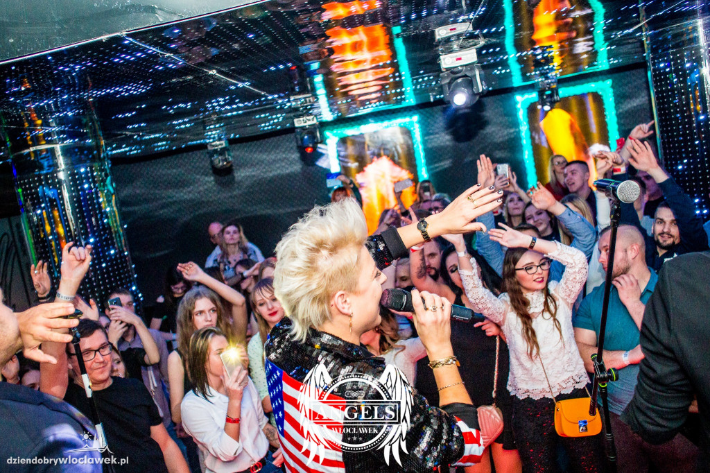 Piękni i Młodzi w Angels Club