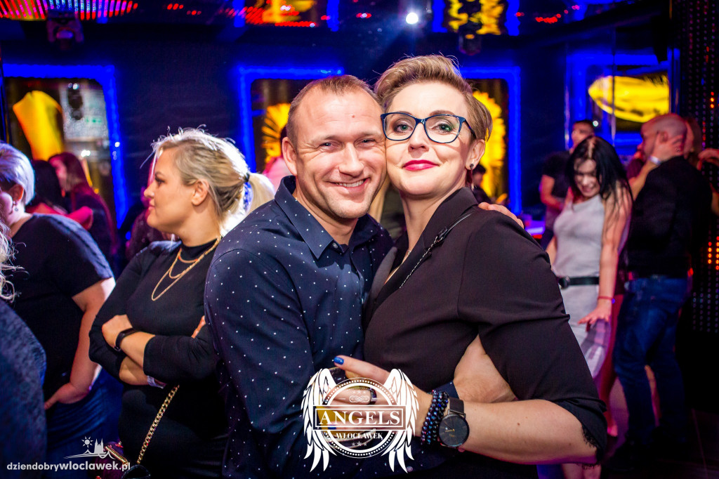 Piękni i Młodzi w Angels Club