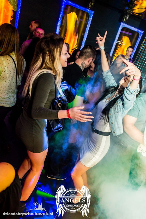 Piękni i Młodzi w Angels Club
