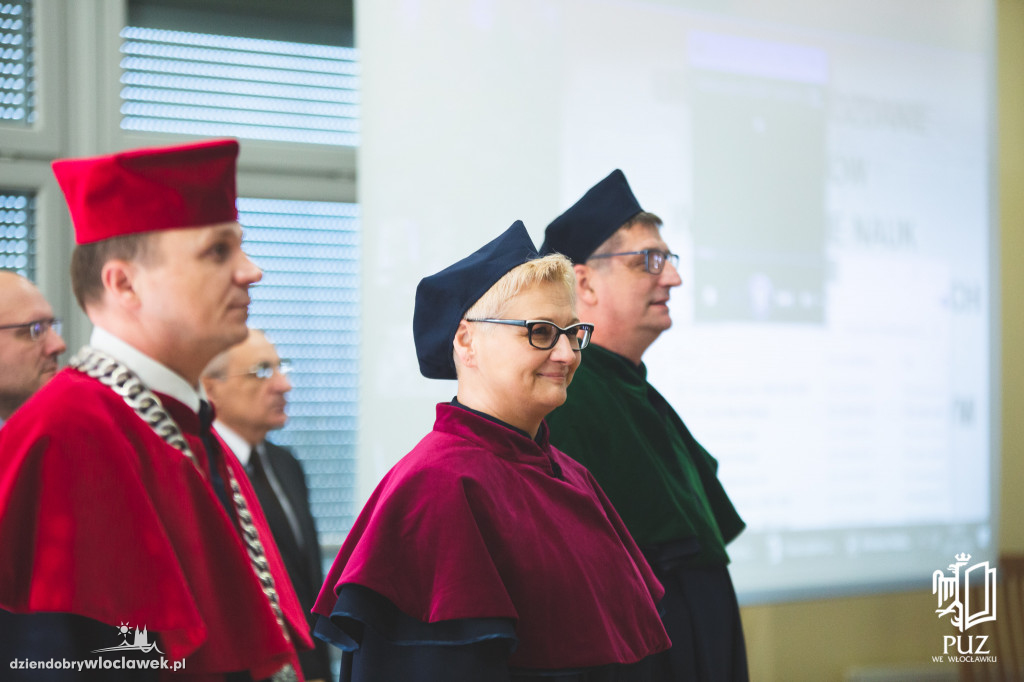 Wręczenie dyplomów w PUZ