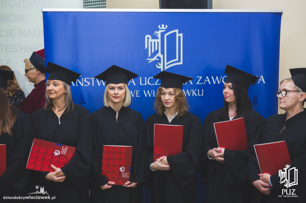 Wręczenie dyplomów w PUZ