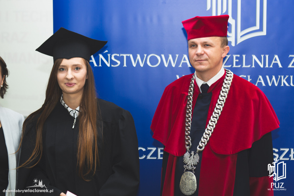 Wręczenie dyplomów w PUZ
