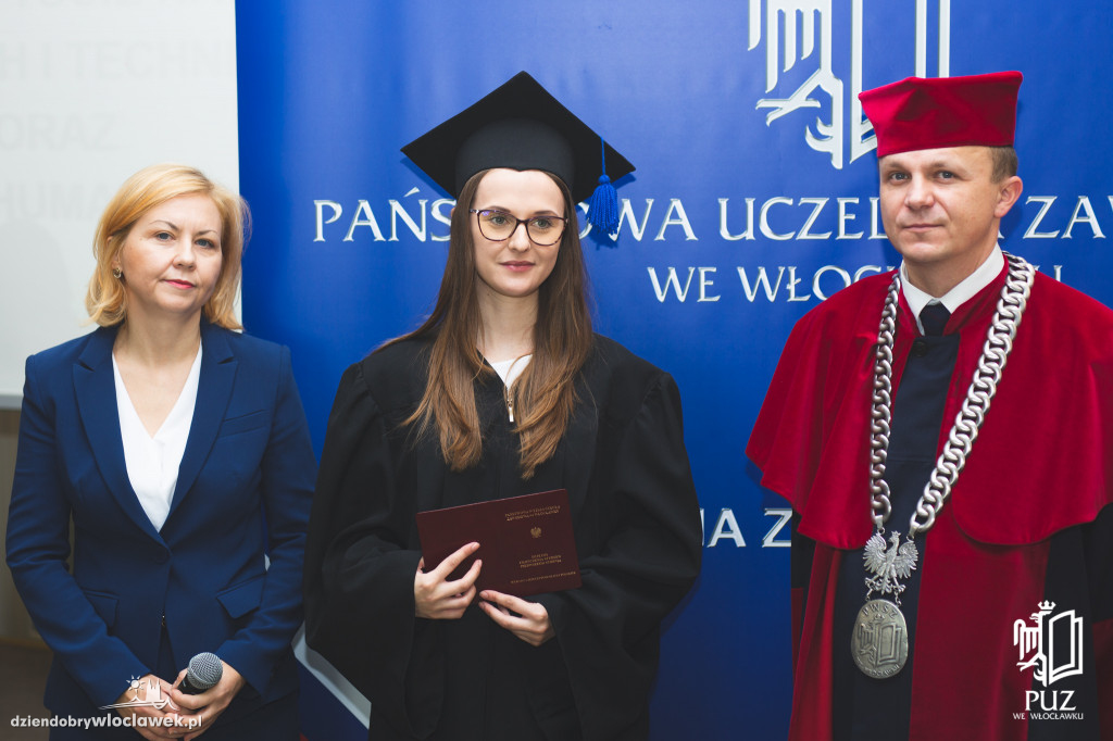 Wręczenie dyplomów w PUZ