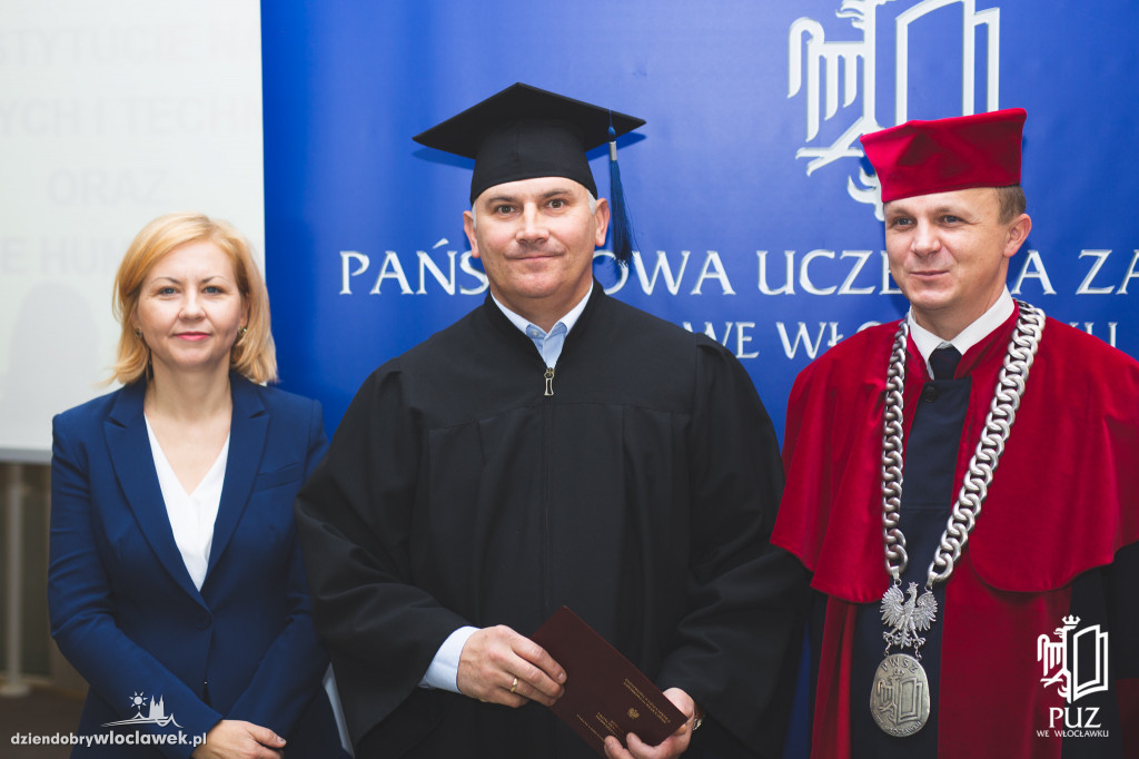 Wręczenie dyplomów w PUZ