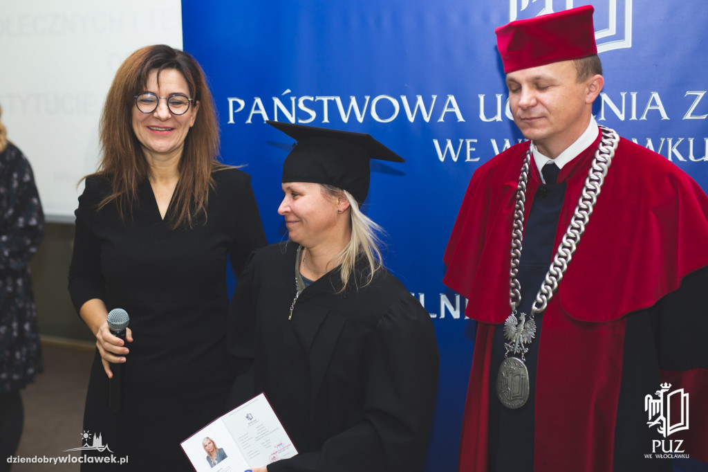 Wręczenie dyplomów w PUZ