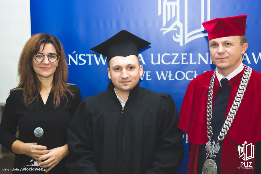 Wręczenie dyplomów w PUZ