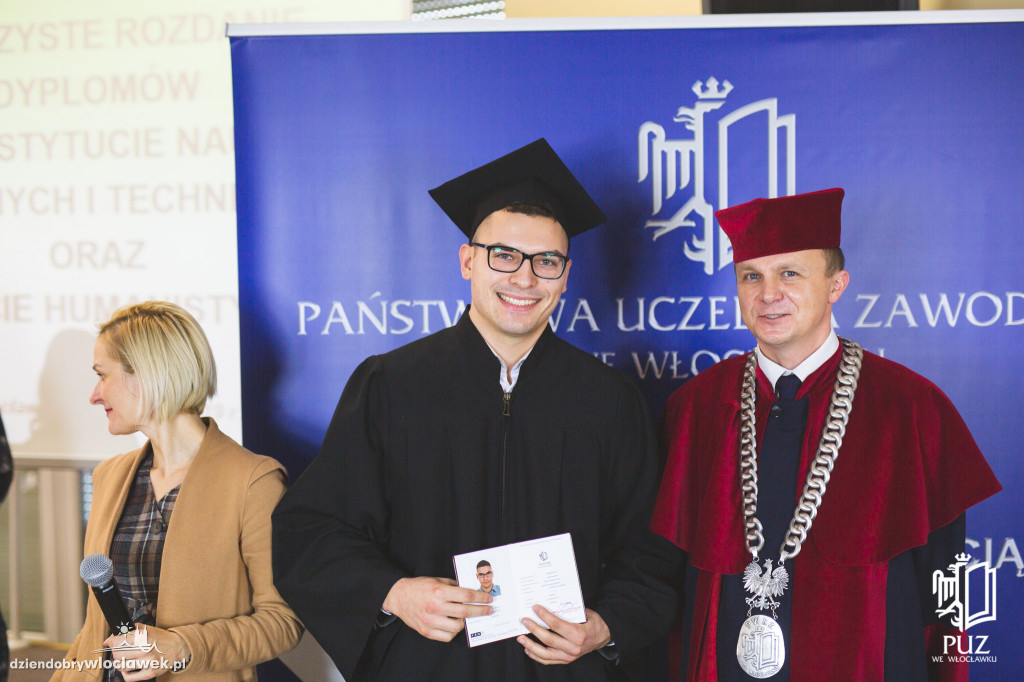 Wręczenie dyplomów w PUZ