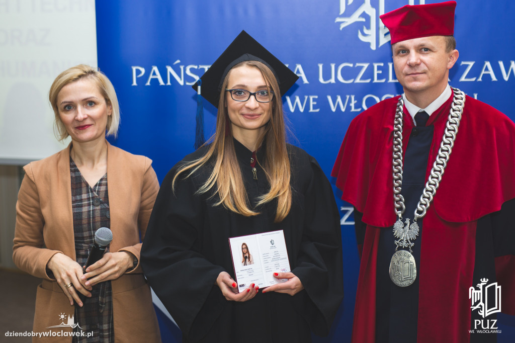 Wręczenie dyplomów w PUZ