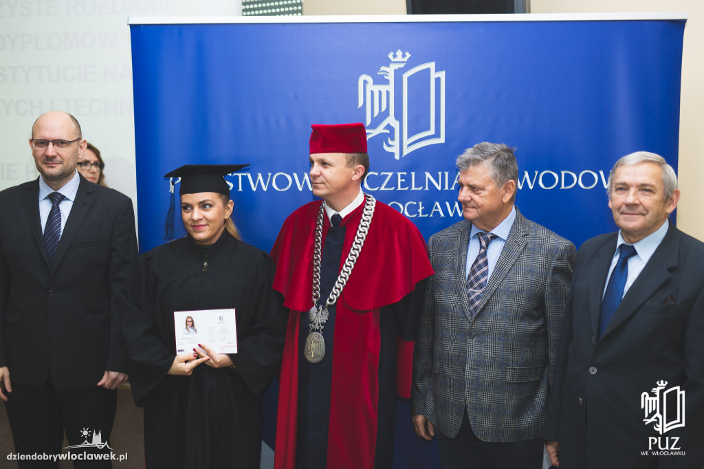 Wręczenie dyplomów w PUZ