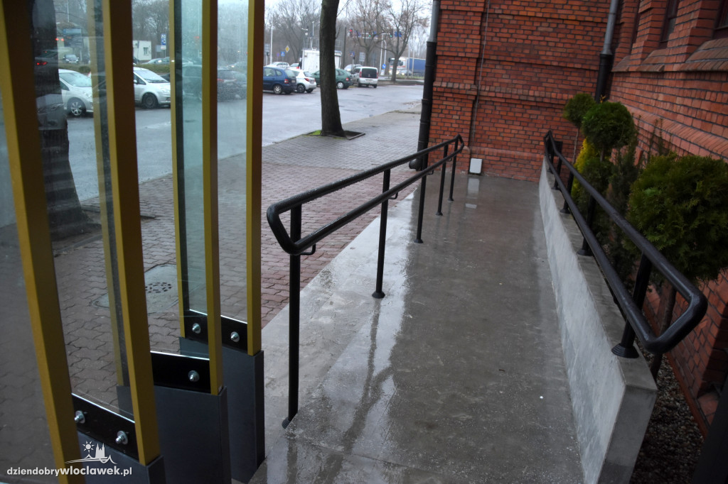 Budynek sądu rejonowego po liftingu!