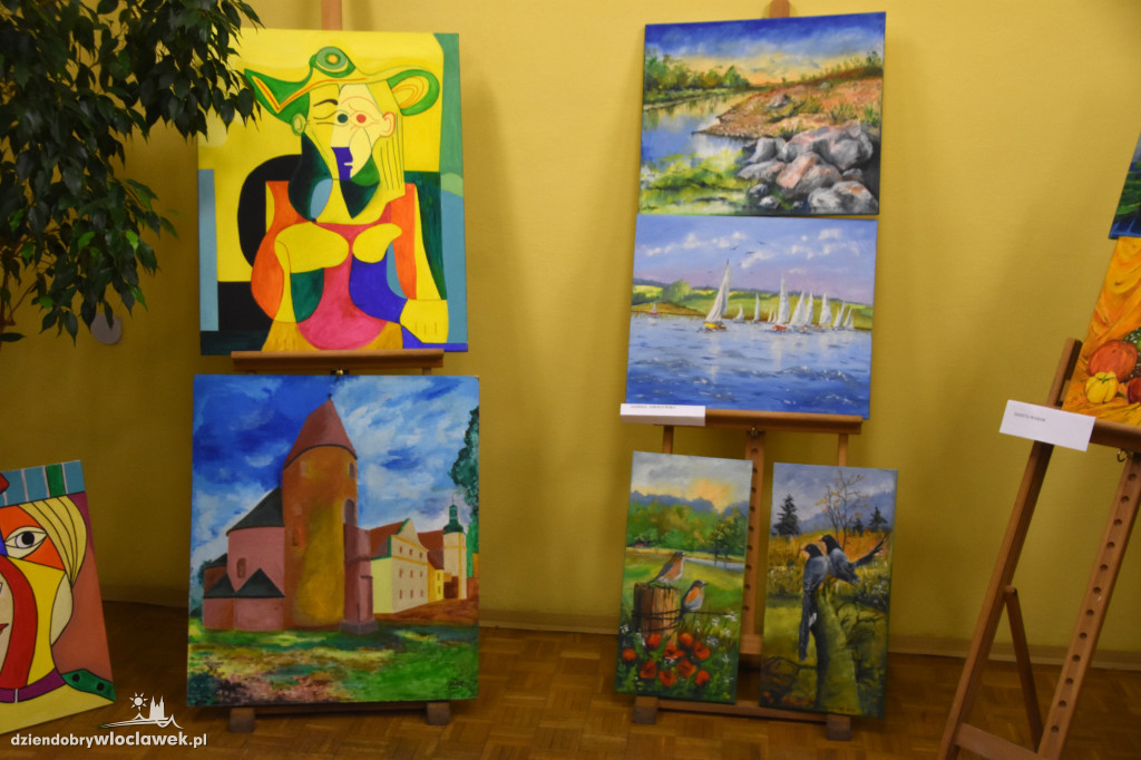 Wernisaż poplenerowy artystów 