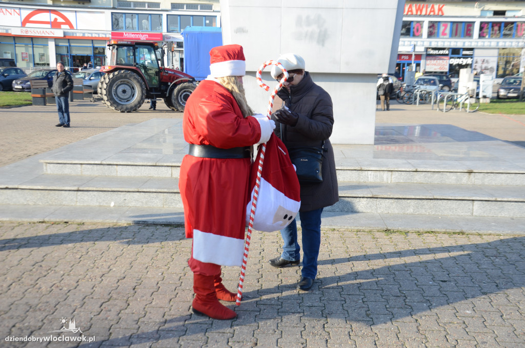 Mikołaj rozdawał pierniki na pl. Wolności