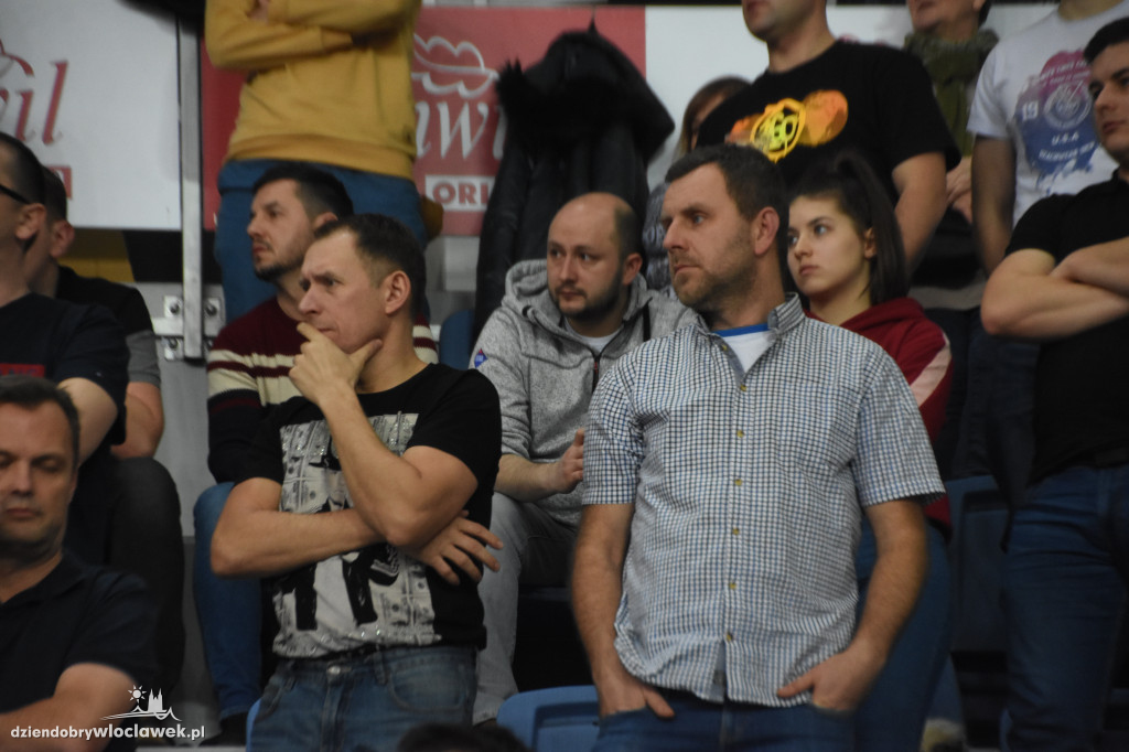 Kibice na meczu z Rasta Vechta