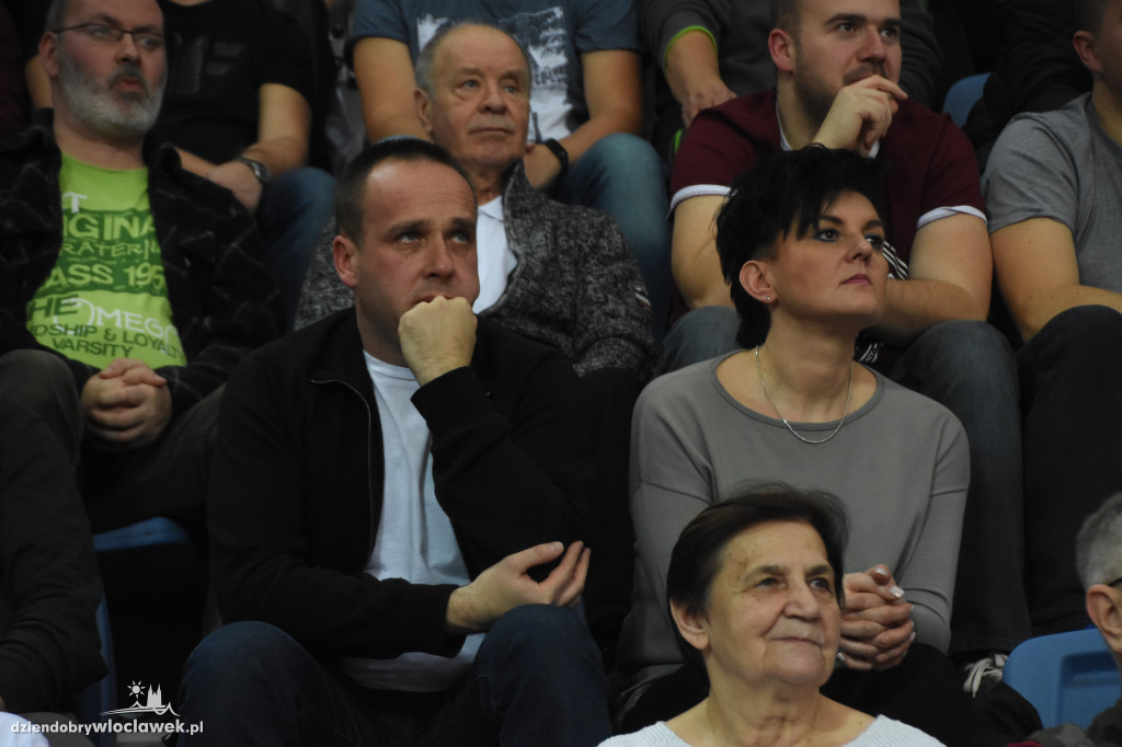 Kibice na meczu z Rasta Vechta