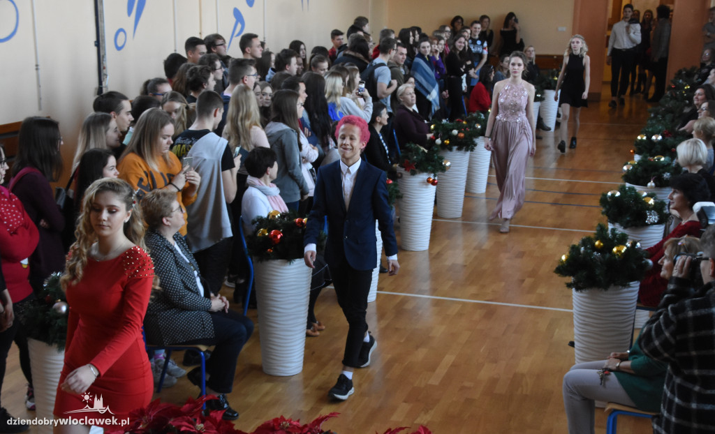 Pokaz fryzur i mody w Zespole Szkół Chemicznych