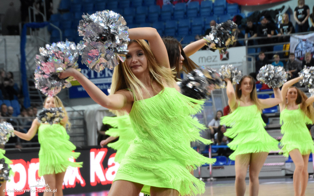 Cheerleaderki na meczu z King Szczecin