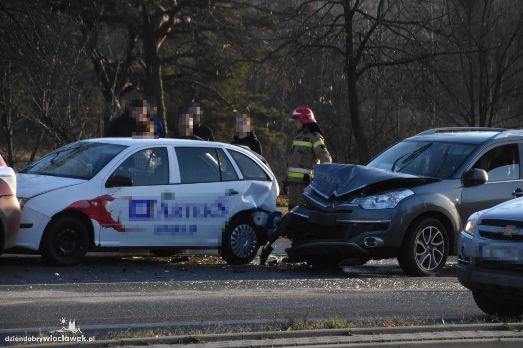 Karambol czterech aut na Kruszyńskiej