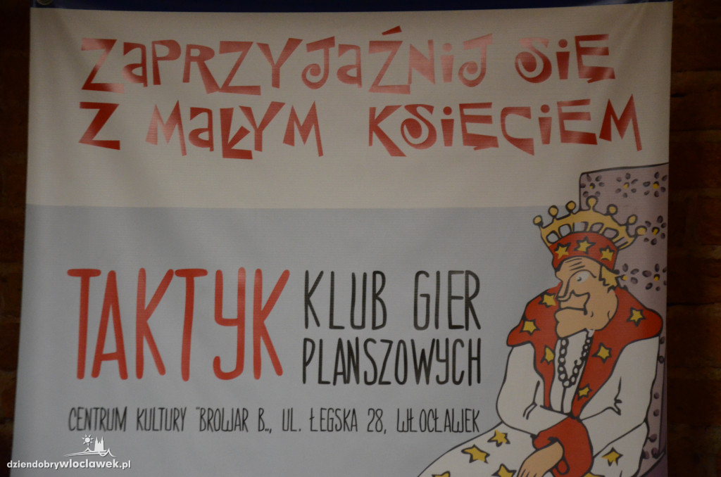 Noc gier w klubie 