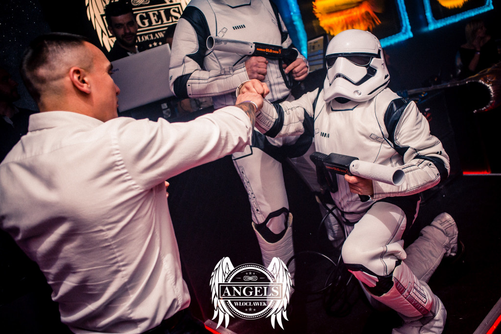 STAR WARS Christmas w klubie Angels